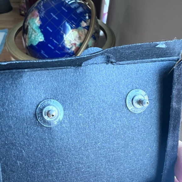 Joan Rivers Yellow and Black Earrings - Picture 2 of 3